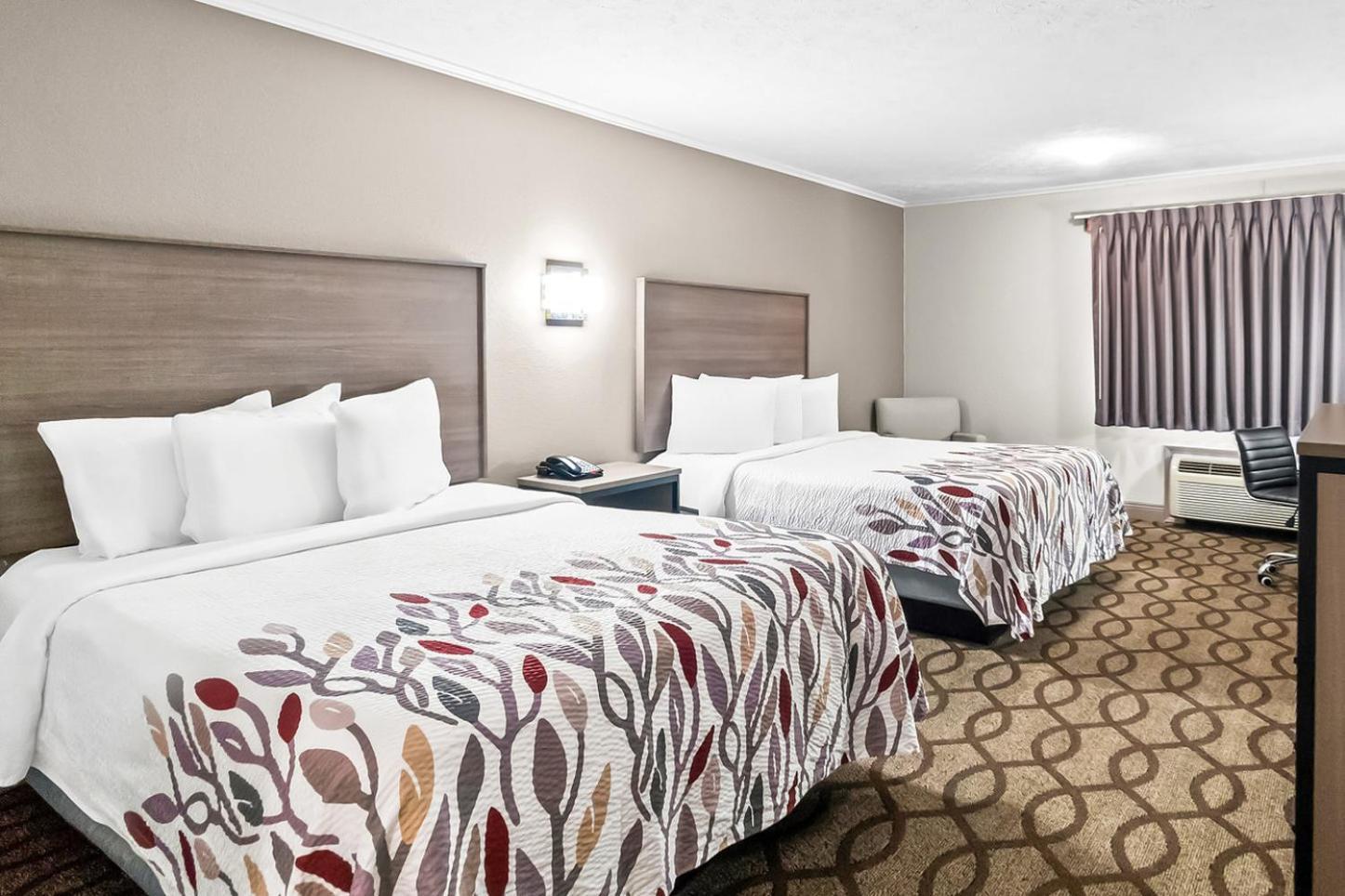 Red Roof Inn & Suites Lexington - Hamburg Zewnętrze zdjęcie