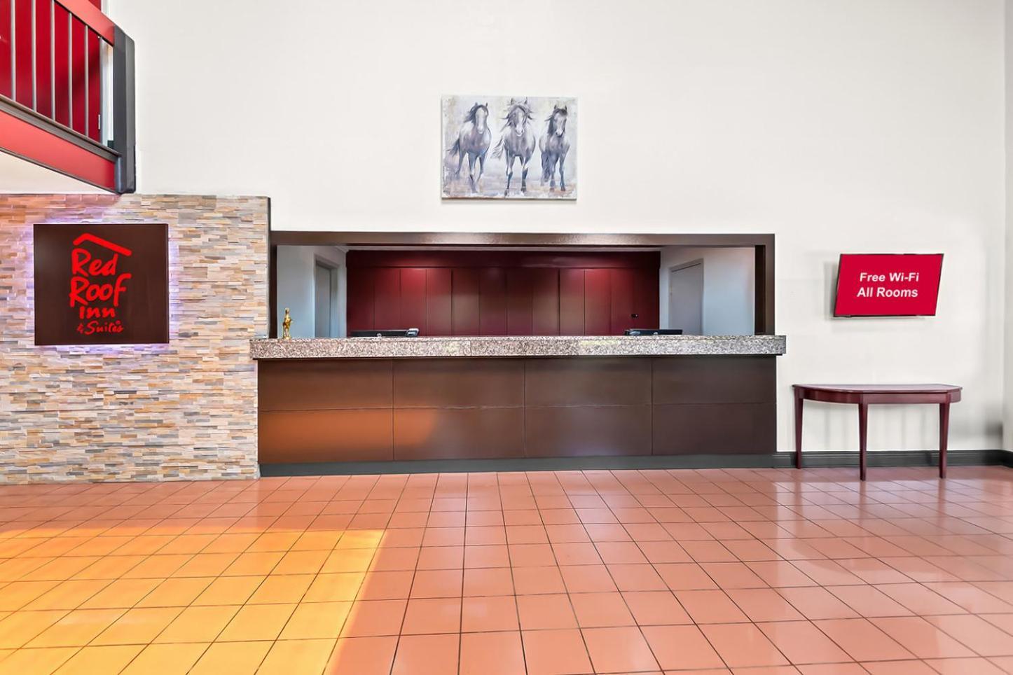 Red Roof Inn & Suites Lexington - Hamburg Zewnętrze zdjęcie